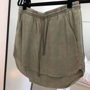 ARMY GREEN SKIRT 💚